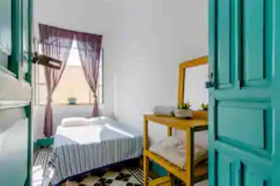 1 Guadalajara Corazon Del Centro Historico Hospedate En Una Casa Antigua En Una Habitacion Sencilla Con Areas Comunes Y Banos Compartidas Buitenkant foto